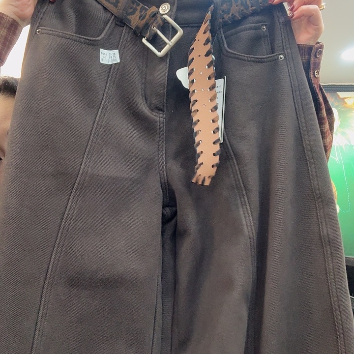 美***的6103，咖啡色，26码，