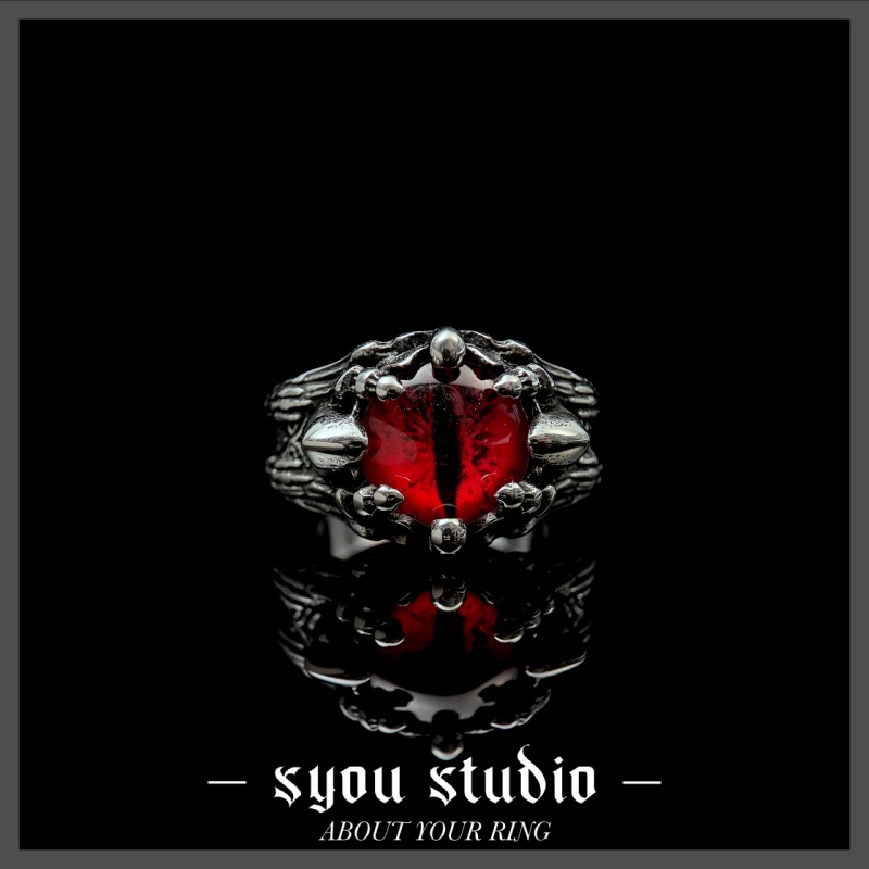 钛钢戒指 深渊小红眼暗黑不掉色戒指男款复古精致小饰品哥特女