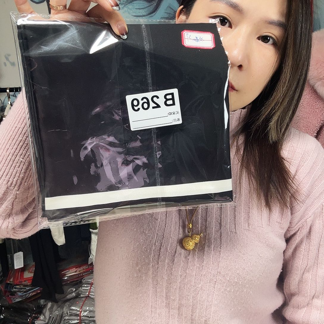 斯***米269 特价孤品瑕疵衣