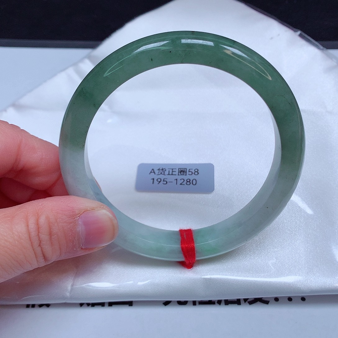 翡翠手镯未镶嵌195号