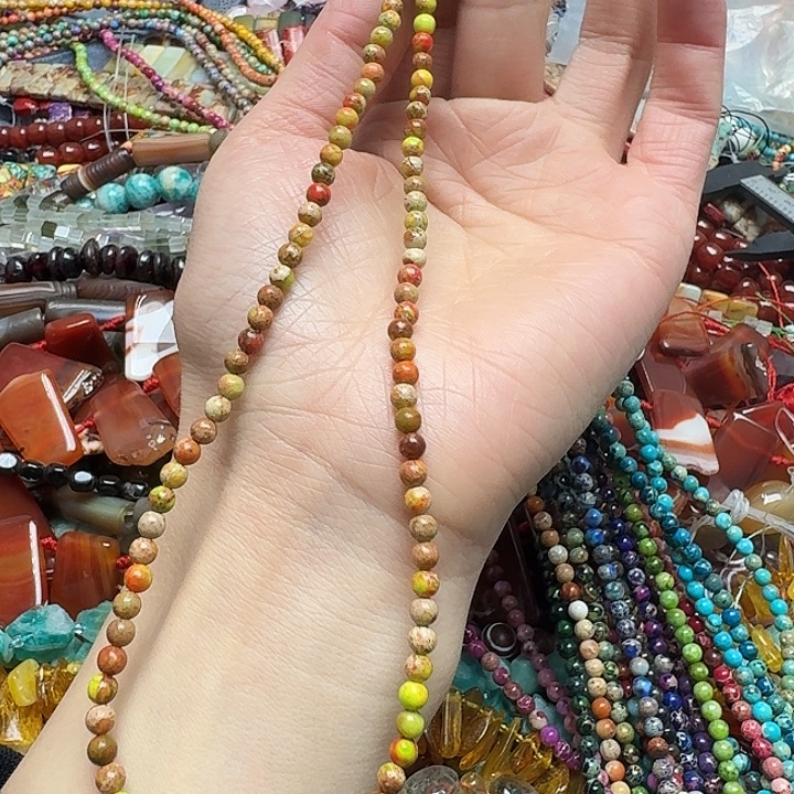 玛瑙/玉髓未镶嵌珠宝半成品一条4mm帝王石