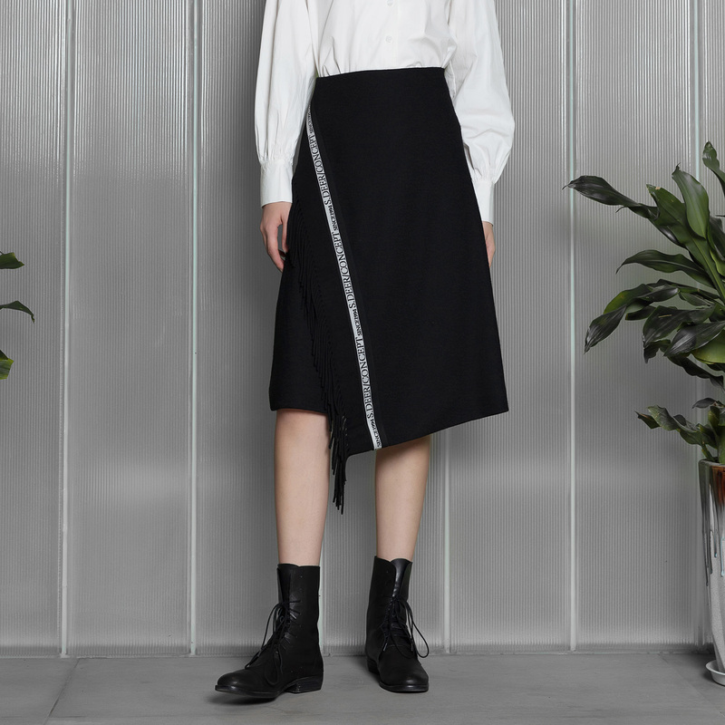 圣迪奥女装不规则时尚气质半身裙S21461109