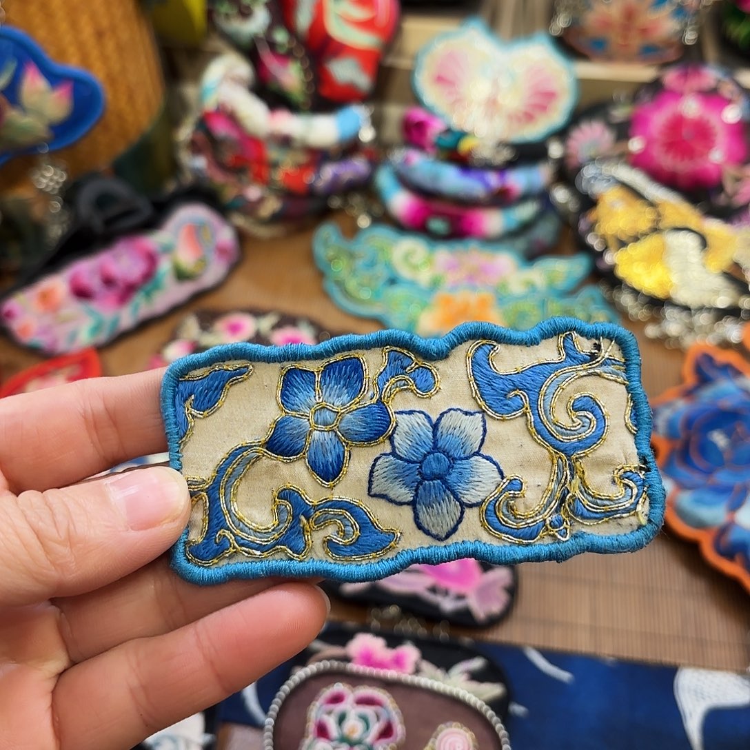 发夹。                   