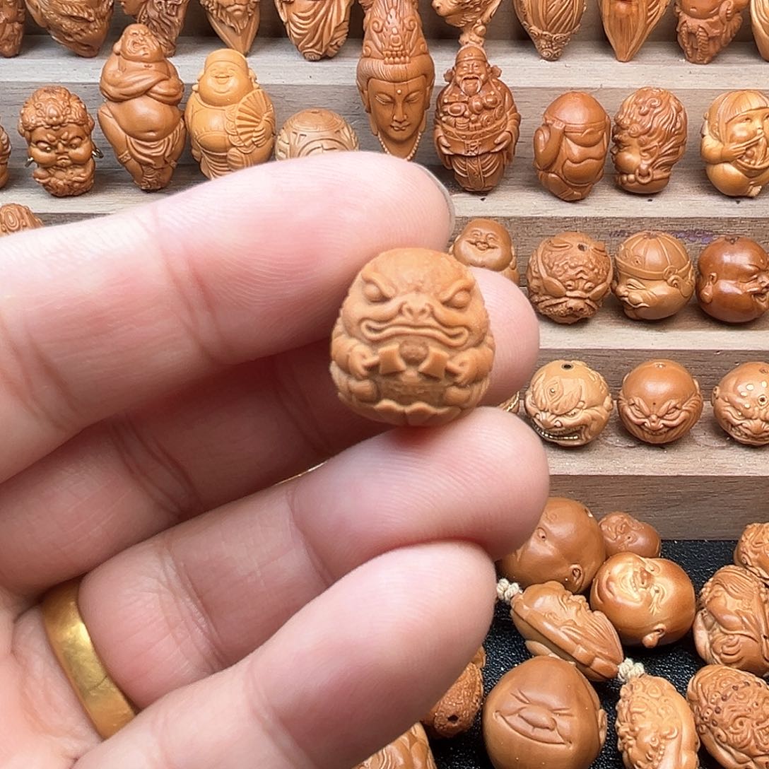 橄榄核吊坠16金蟾的