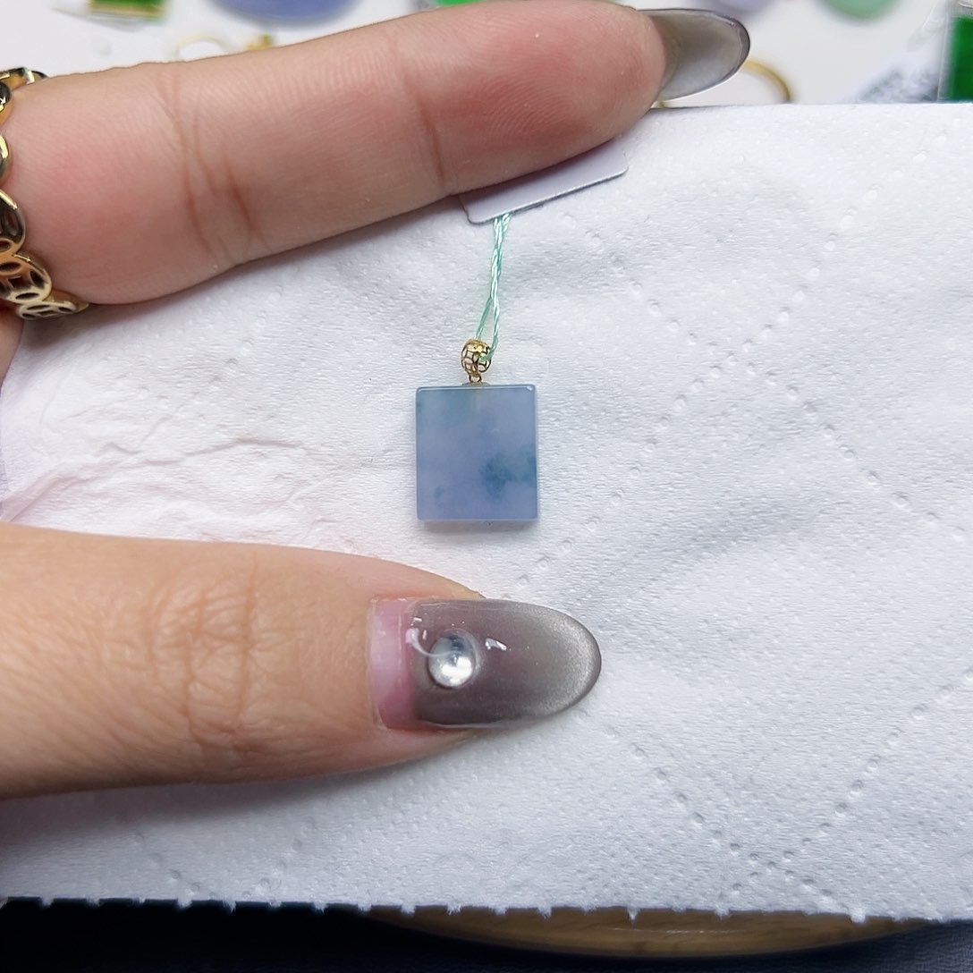 翡翠颈饰18K金镶嵌天然Ａ货翡翠