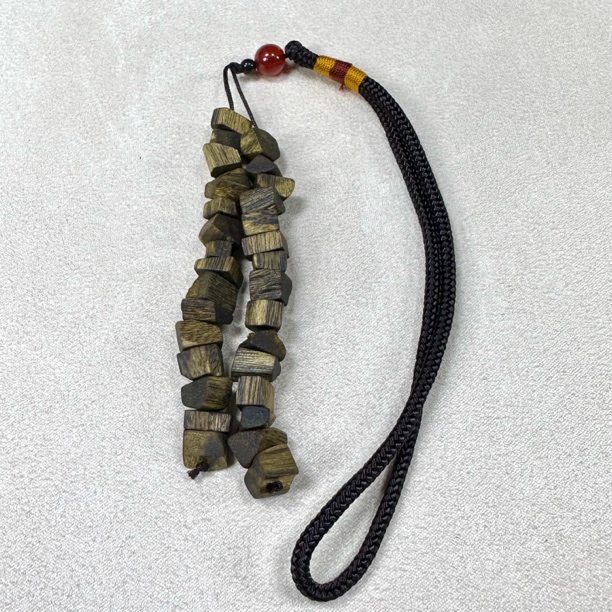 沉香海南沉香车挂白棋多样性发其一