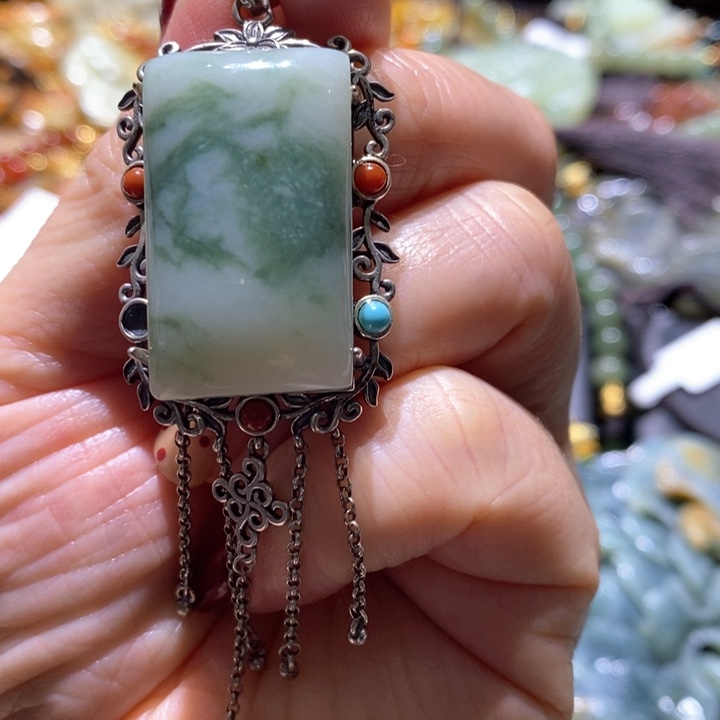 岫玉毛衣链未镶嵌