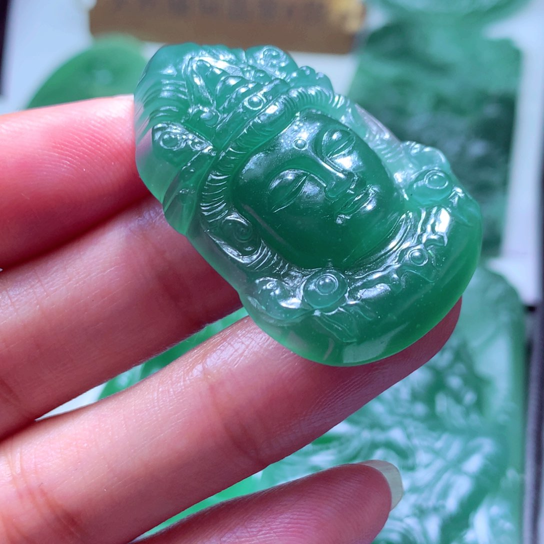 未镶嵌定制翡翠m****9