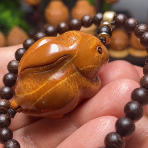 橄榄核手串/手链玉兔鸡翅木穿配3.2左右单子，竹环穿配