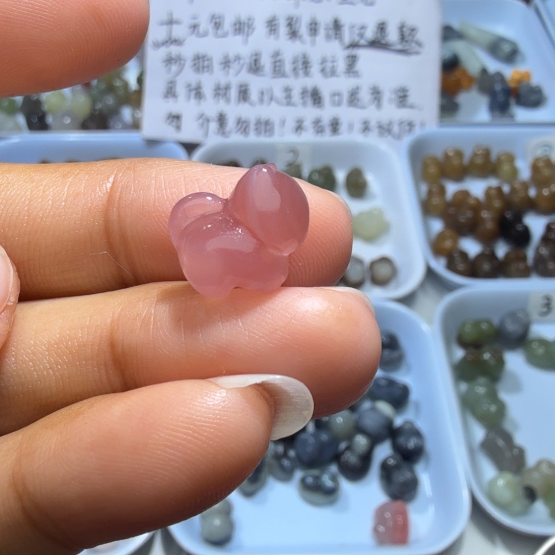 和田玉未镶嵌珠宝奇石