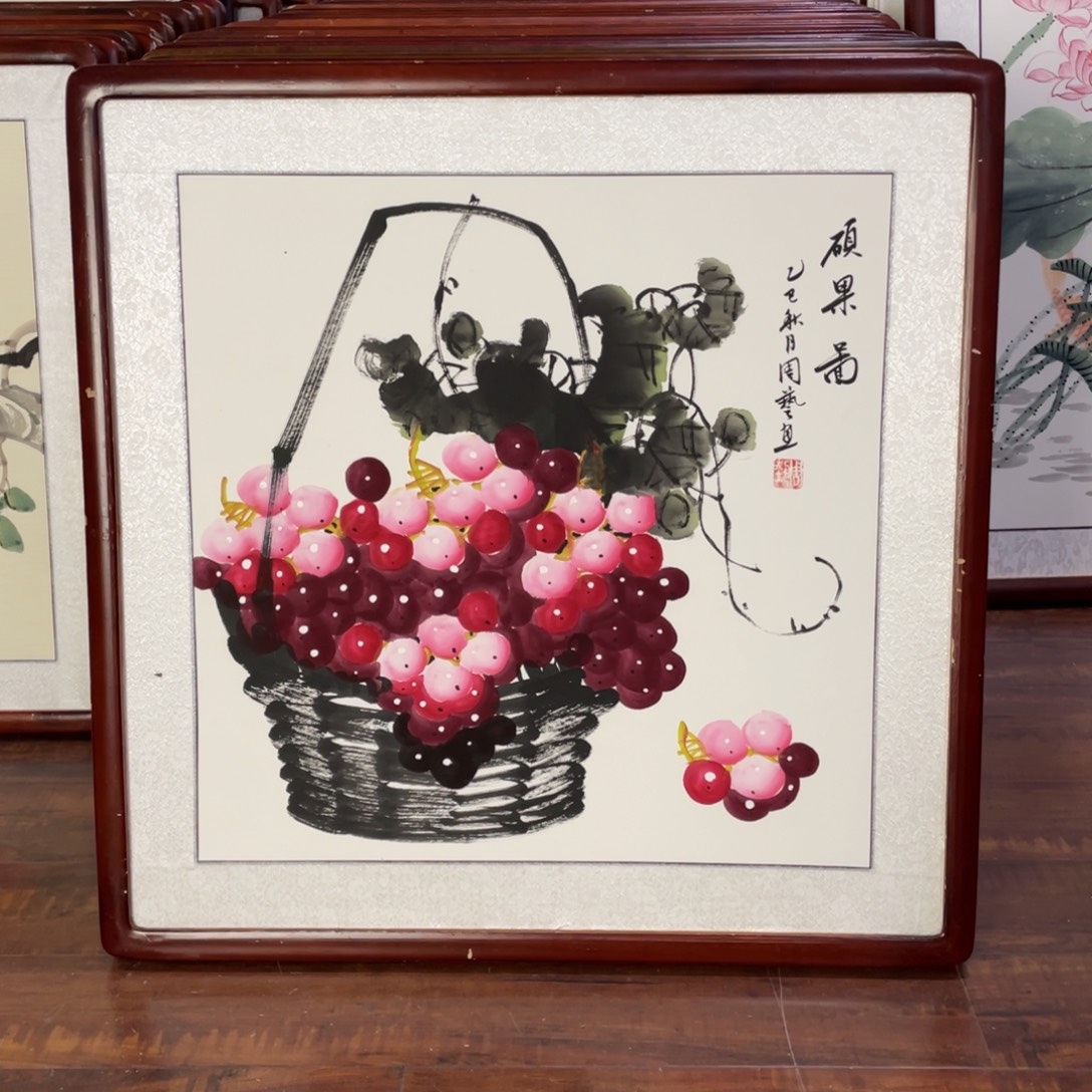 国画带框尺寸63*63厘米