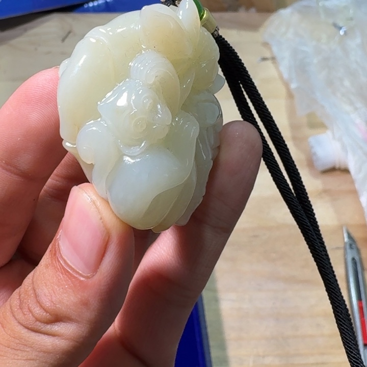 和田玉（糖玉）未镶嵌挂件