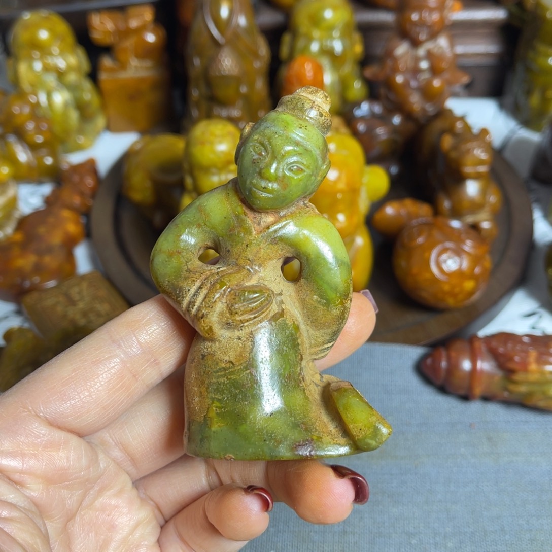 蛇纹石玉合金颈饰