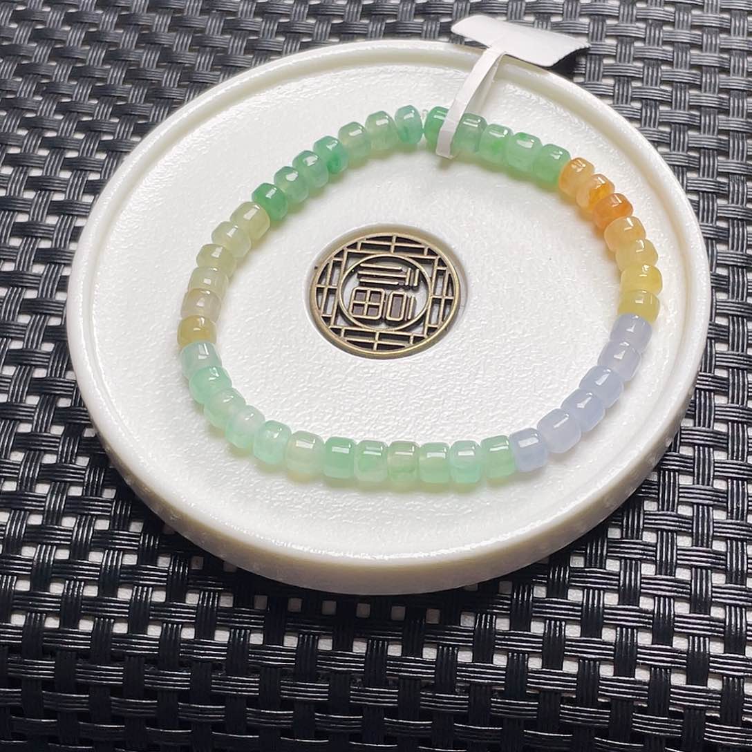 翡翠手链未镶嵌温*：