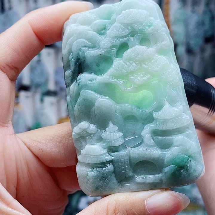 翡翠未镶嵌颈饰翡翠