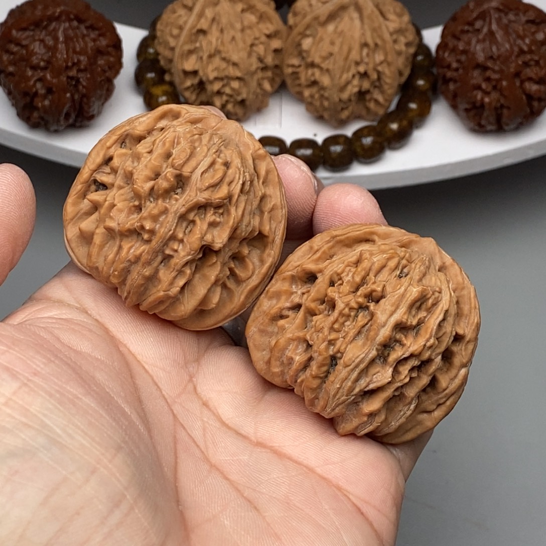 真***～核桃把件四座楼狮子头