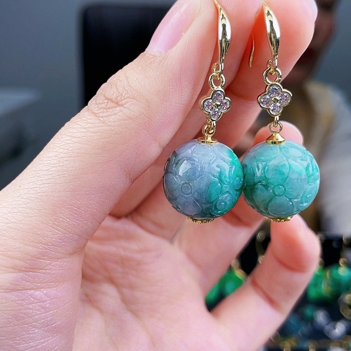 翡翠耳饰未镶嵌饰品