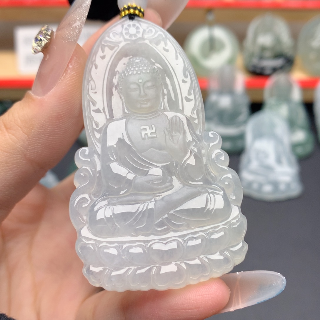 中***n翡翠未镶嵌颈饰阿弥陀佛