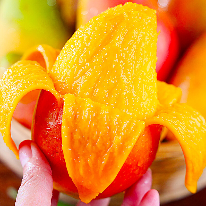 云南贵妃芒果新鲜芒果现摘当季应季水果整箱大果