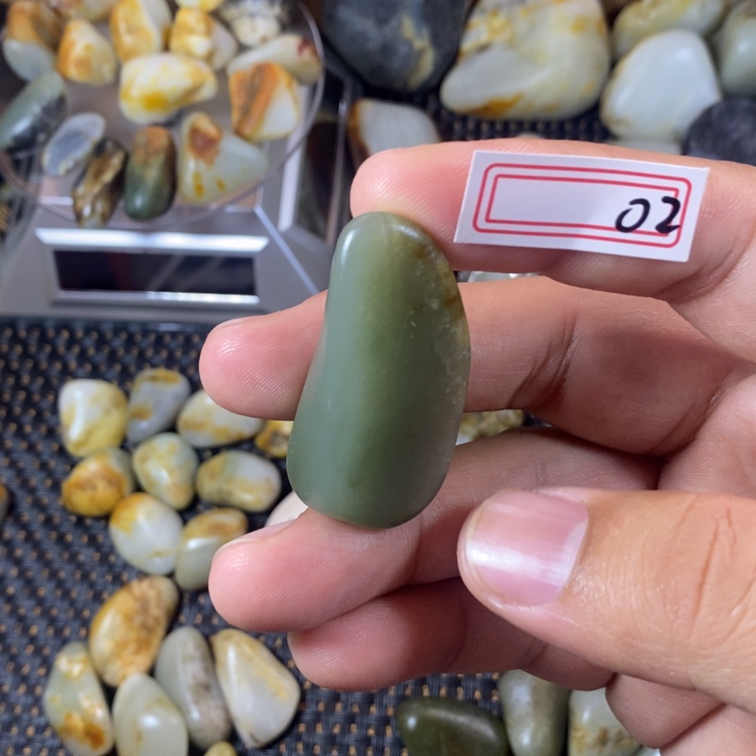 和田玉（糖玉）未镶嵌挂件