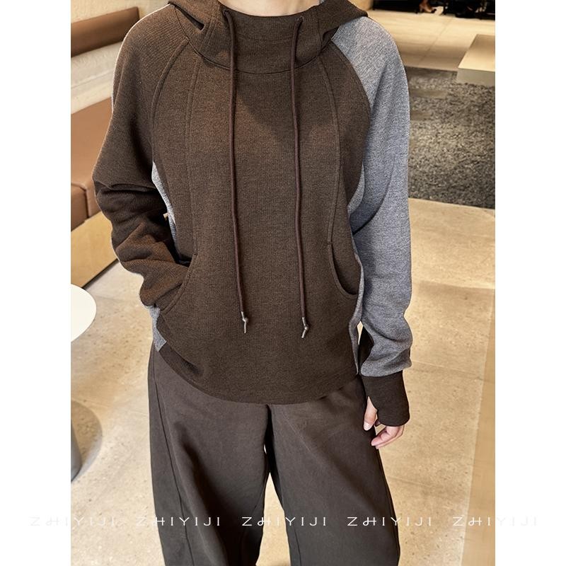 秋款磨毛厚实拼色连帽卫衣 插肩袖含羊毛拼接休闲合体版型上衣