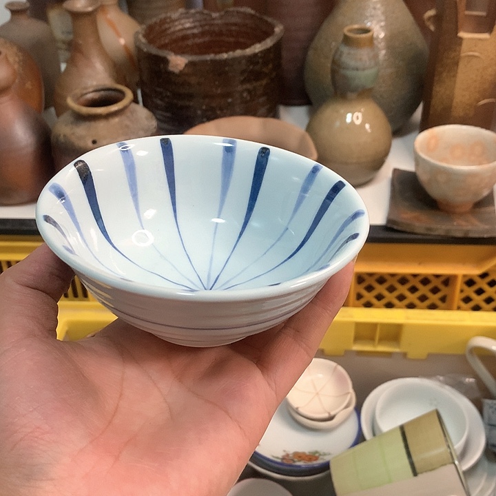 陶瓷材料小碗一个