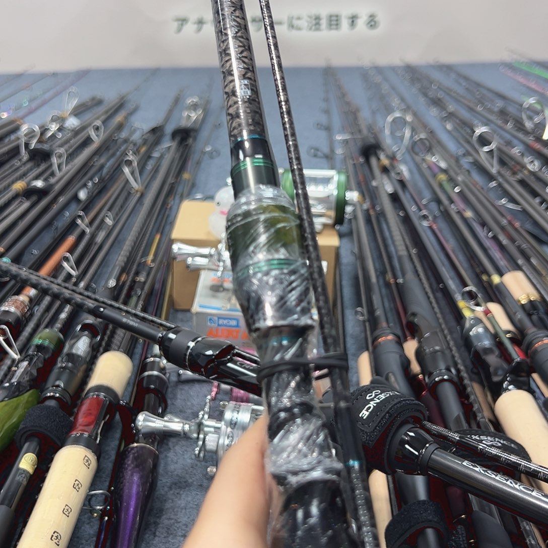 ᥫ***海3.8m碳素1.68ul路亚竿