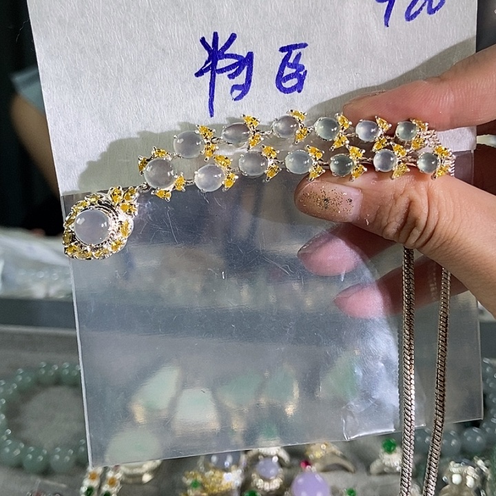 定制翡翠未镶嵌将*项链