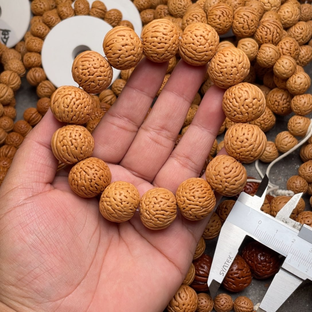 阿***库桃核手串白月光闪15