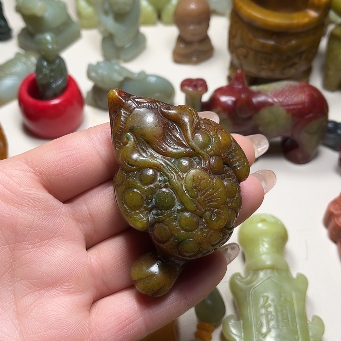 白玉菩提吊坠白玉菩提吊坠