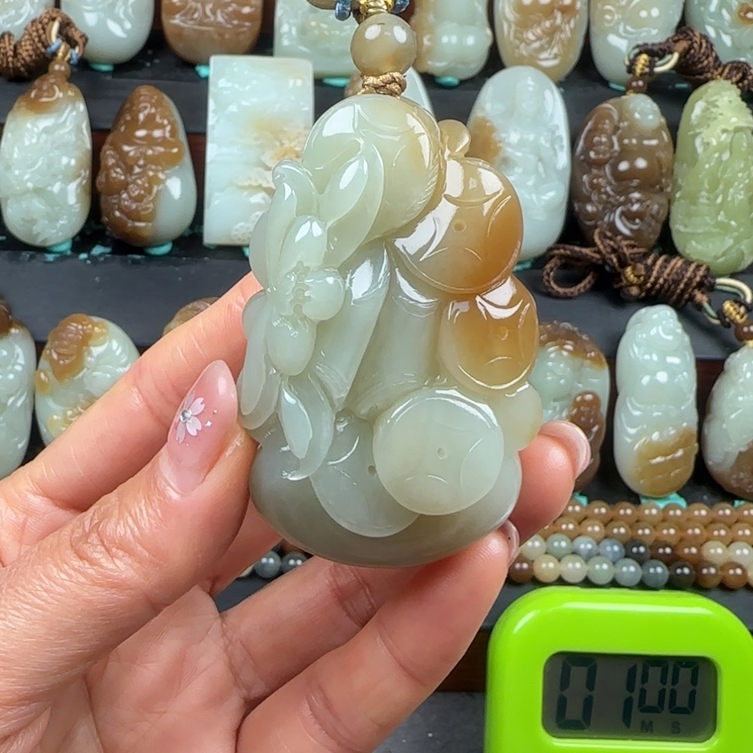 沉***间和田玉未镶嵌挂件