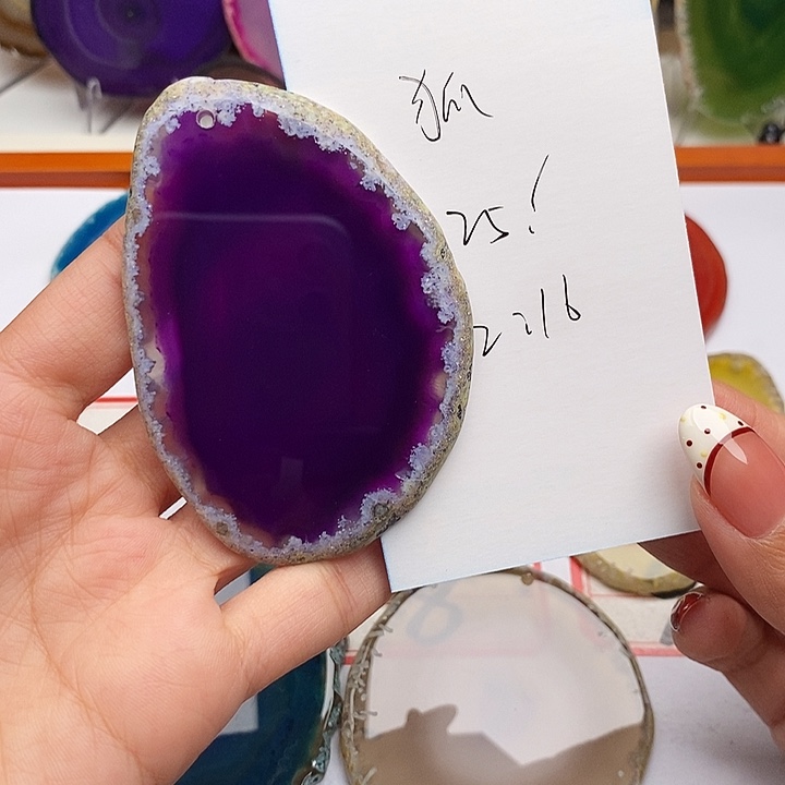 ζ****玛瑙/玉髓未镶嵌颈饰