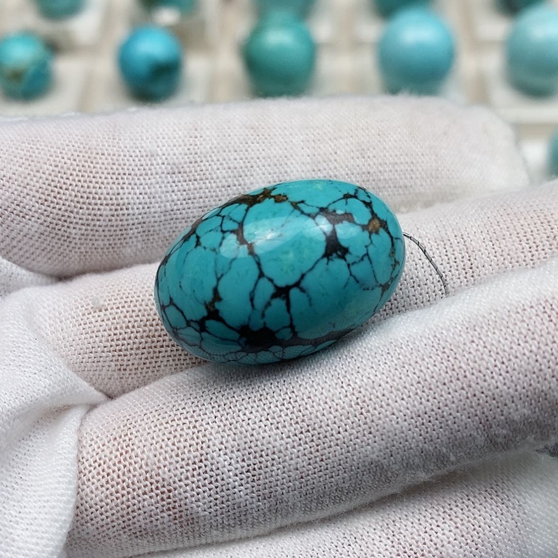 绿松石配饰未镶嵌