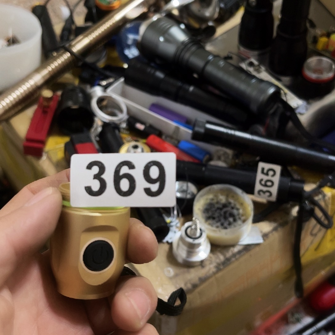 钟*尚激光手电家用户外369