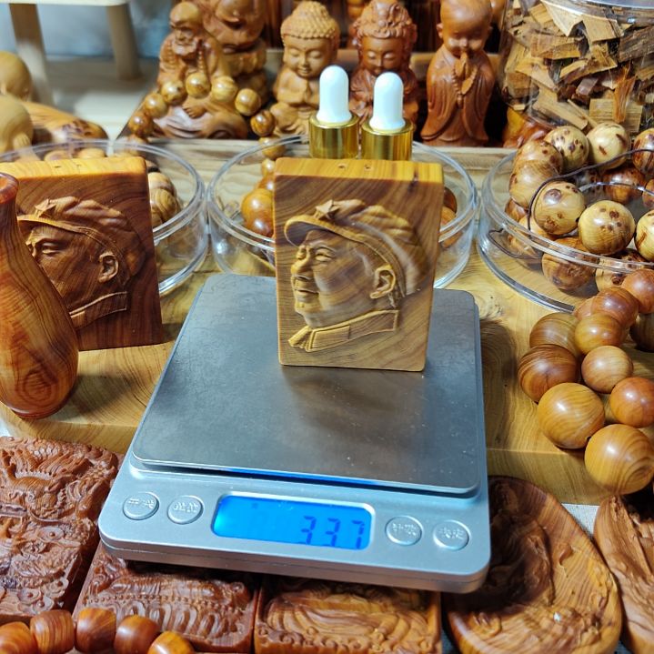 步****?太行崖柏手工艺品