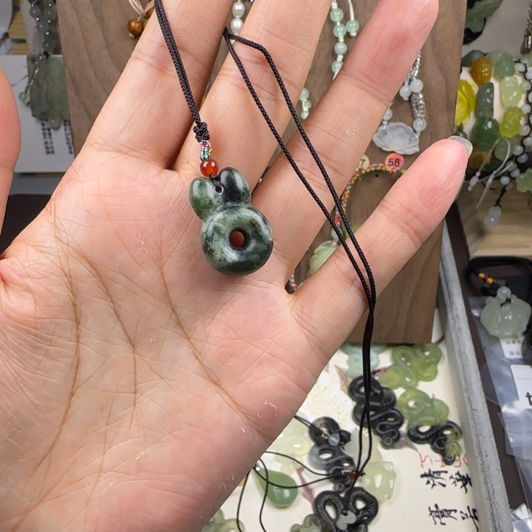 蛇纹石玉岫玉未镶嵌