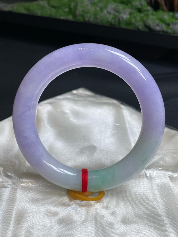 妖紫圆条天然缅甸翡翠A货女款紫色