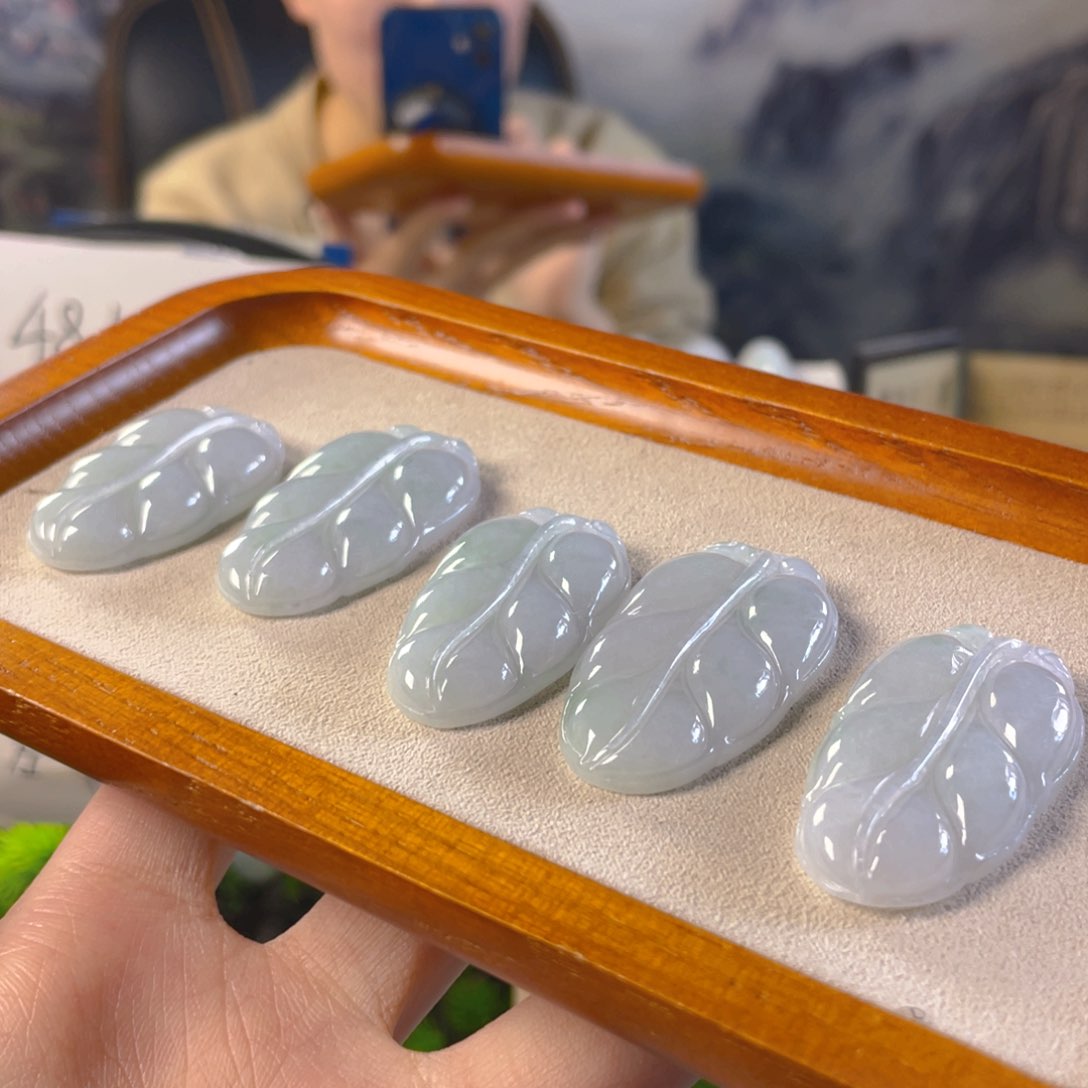 翡翠颈饰未镶嵌多样性发1