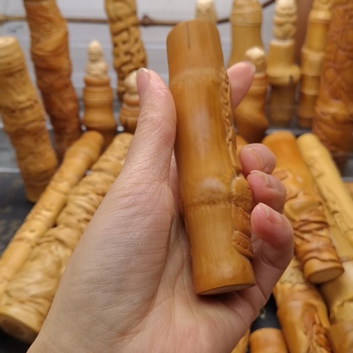 N***宁竹红皮料子浮雕阿弥陀佛