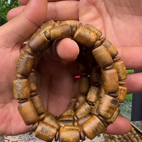 手串沉香白棋板头0.8多样性发货1条