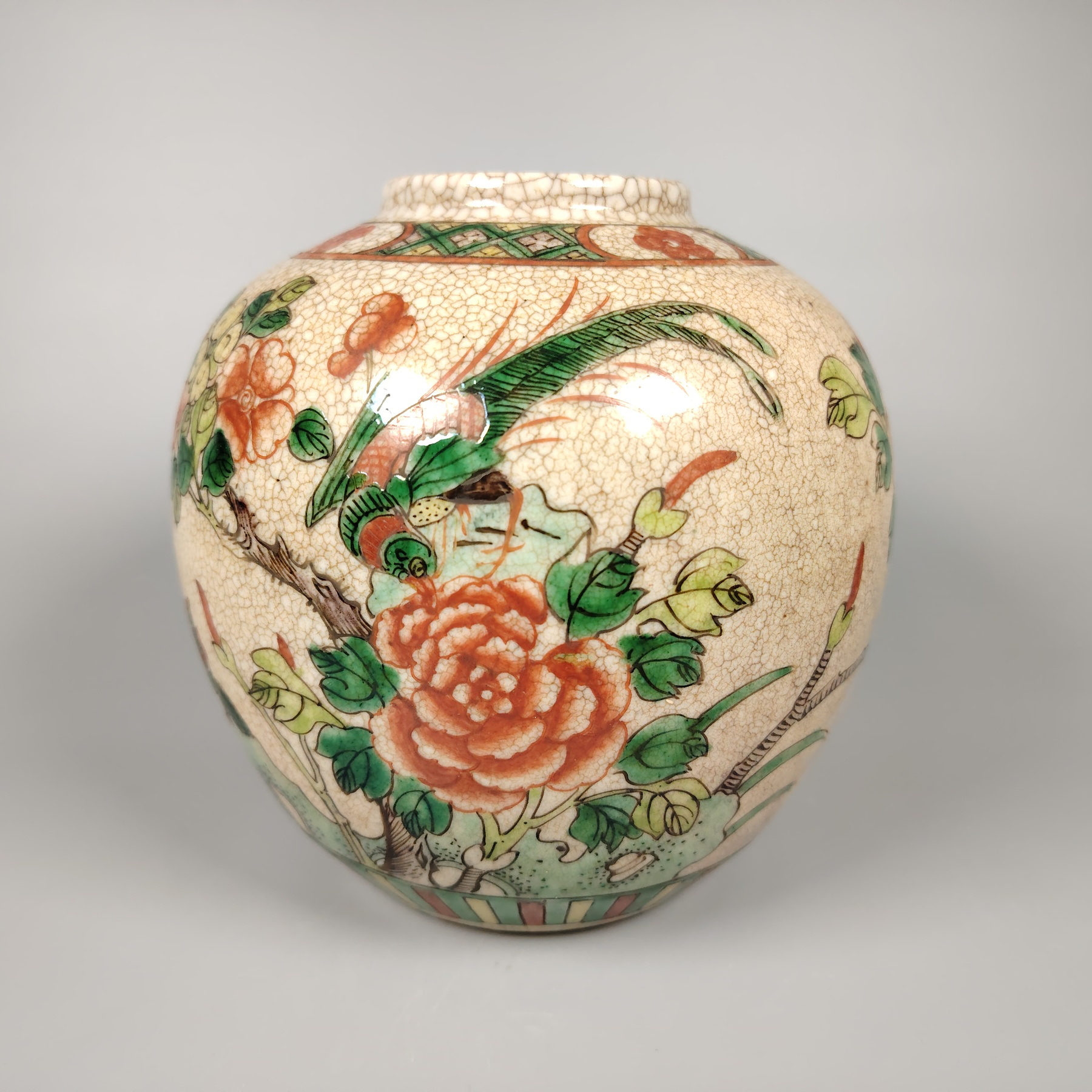 022021078 清晚期 哥釉五彩花鸟罐 gs 云南省文物总店