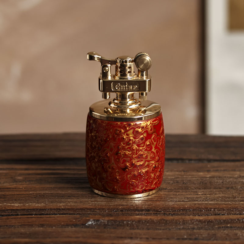 【老王】大漆打火机(红)带一个替换芯（馋猫0060）