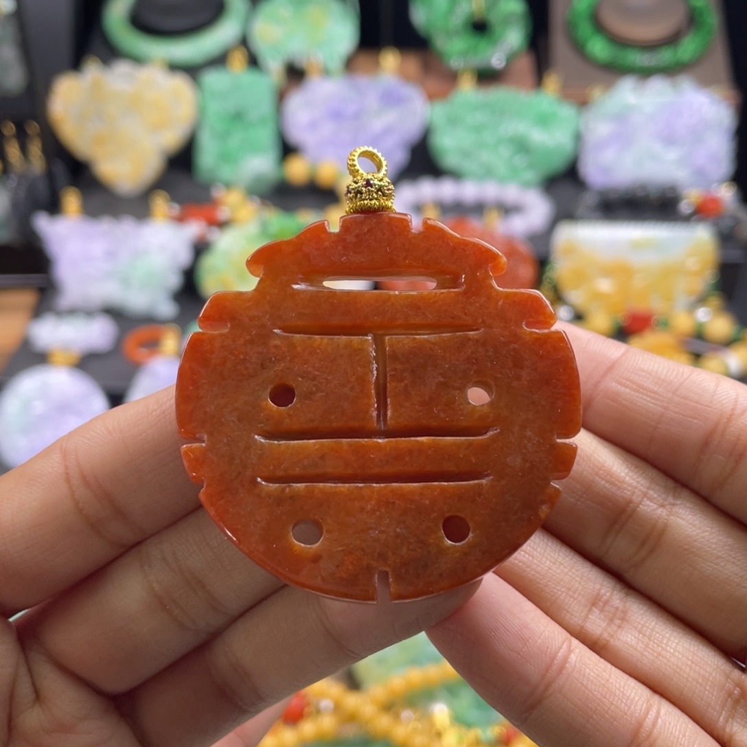 木***琳翡翠未镶嵌颈饰待编织