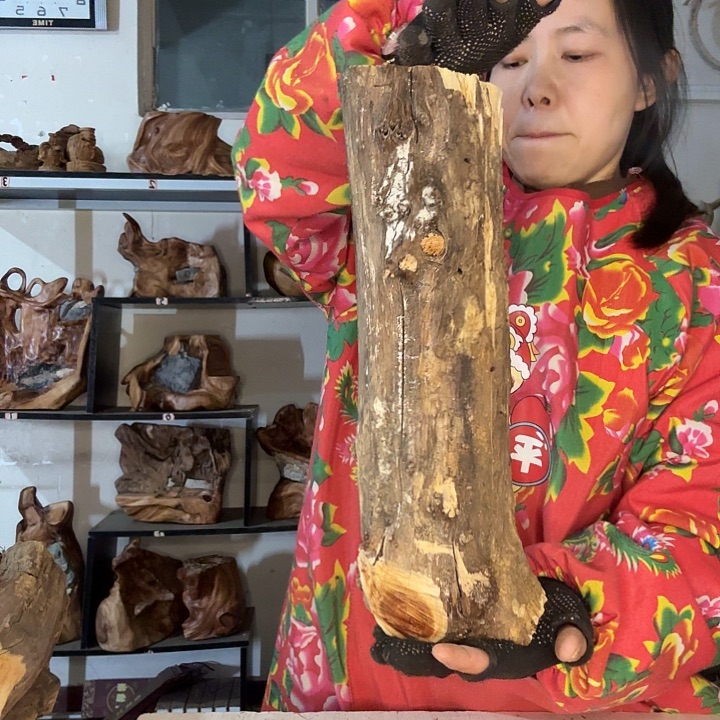 似***华木太行崖柏摆件摆件