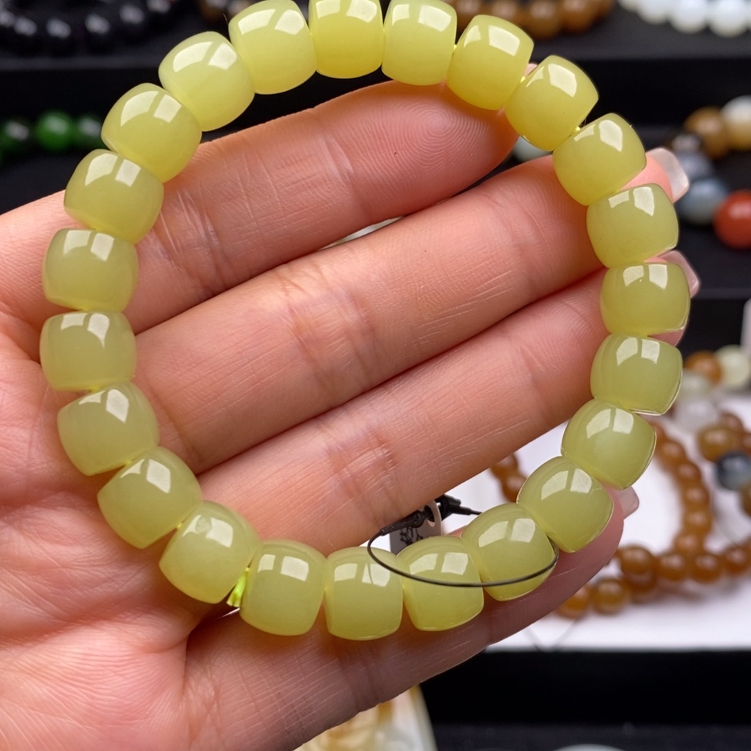 和田玉未镶嵌手串