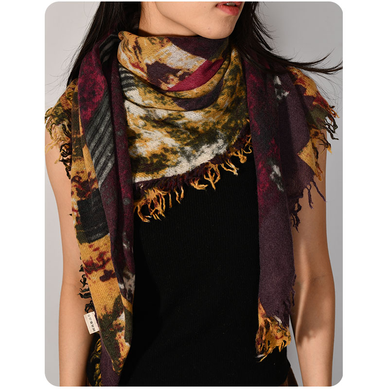 秋冬新定制百搭保暖旅拍羊绒方巾围巾披肩