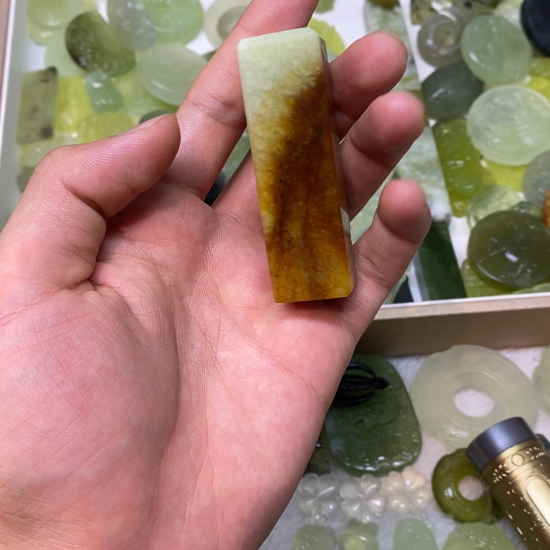=***7岫玉未镶嵌吊坠(不含链)