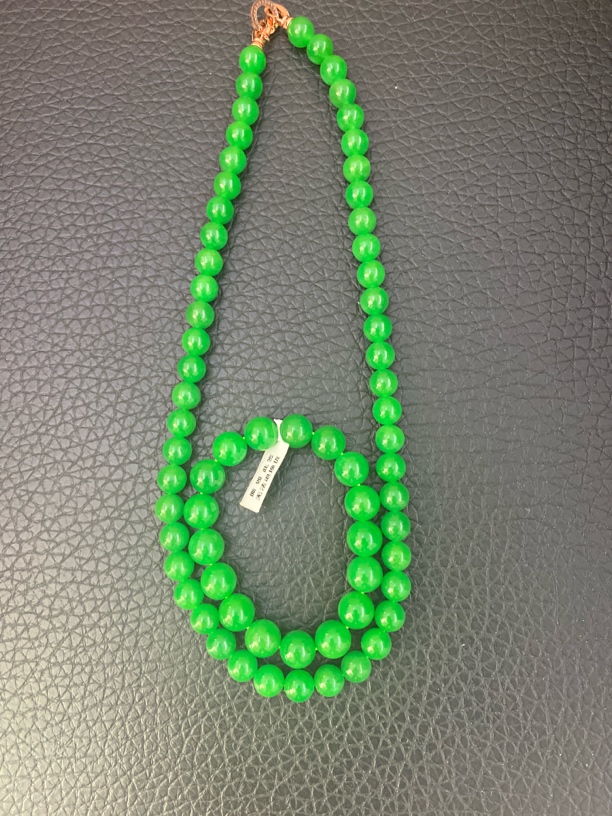 天然缅料A货：手串。项链。（直播间专用链接）