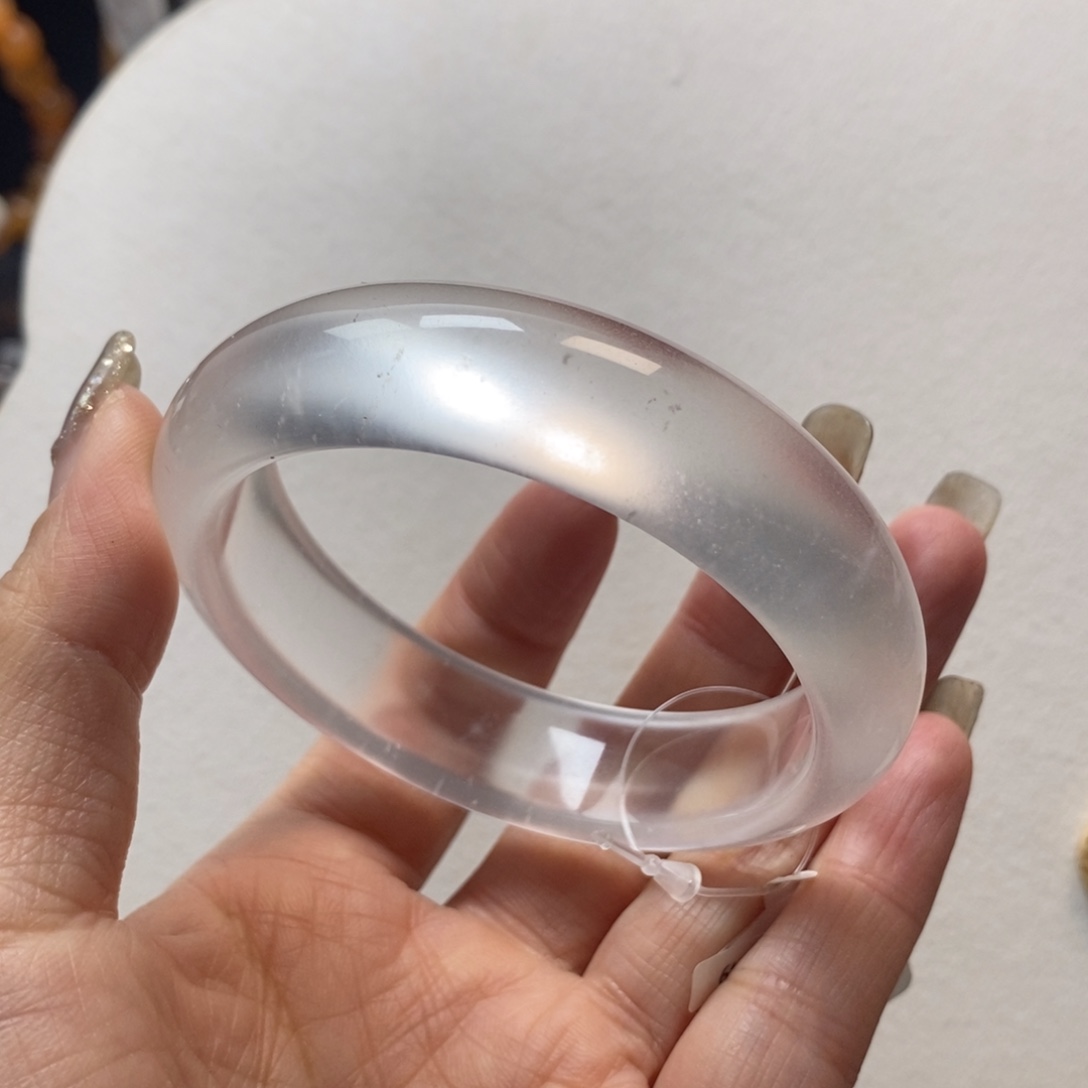 猫***乖石英质玉未镶嵌手镯