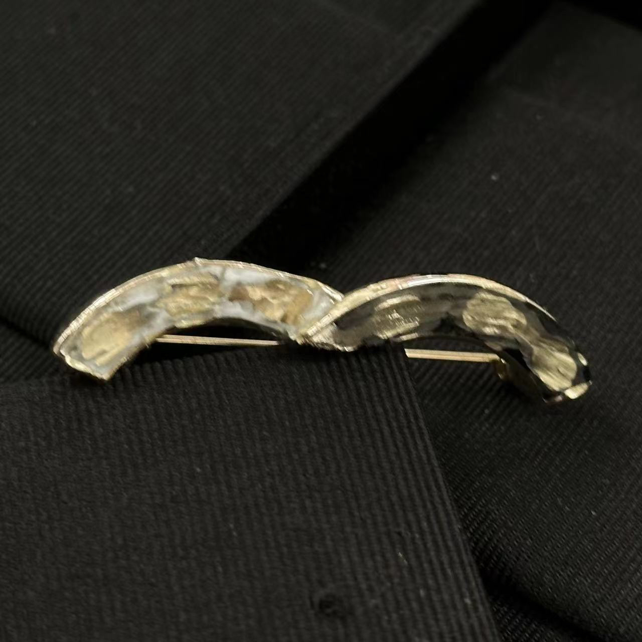 铜合金胸针 黑白撞色时尚胸针-90881